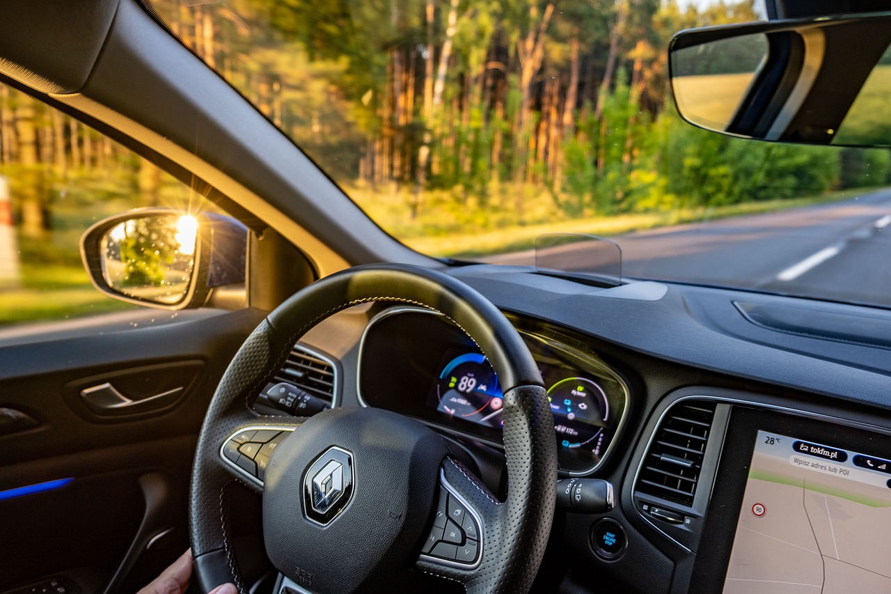 Renault i Geely finalizuju zajedničko preduzeće Renault i Geely finalizuju zajedničko preduzeće