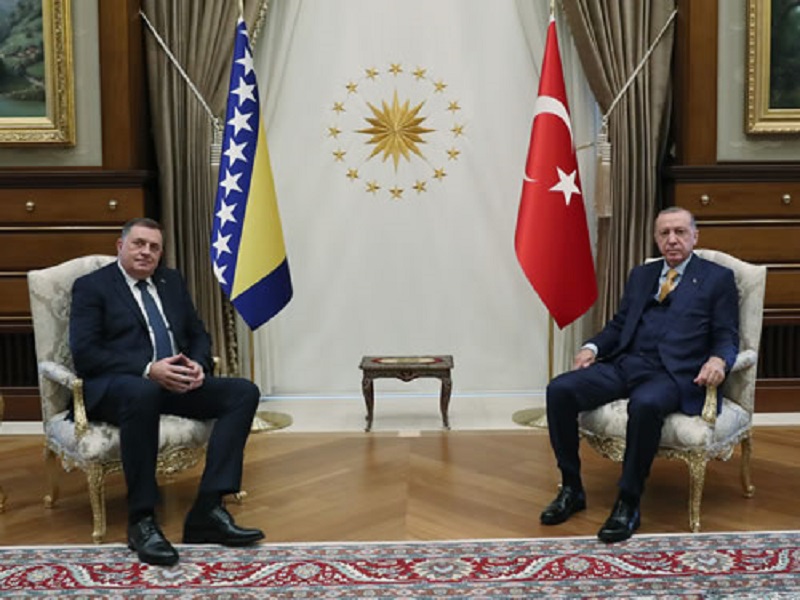 dodik avion