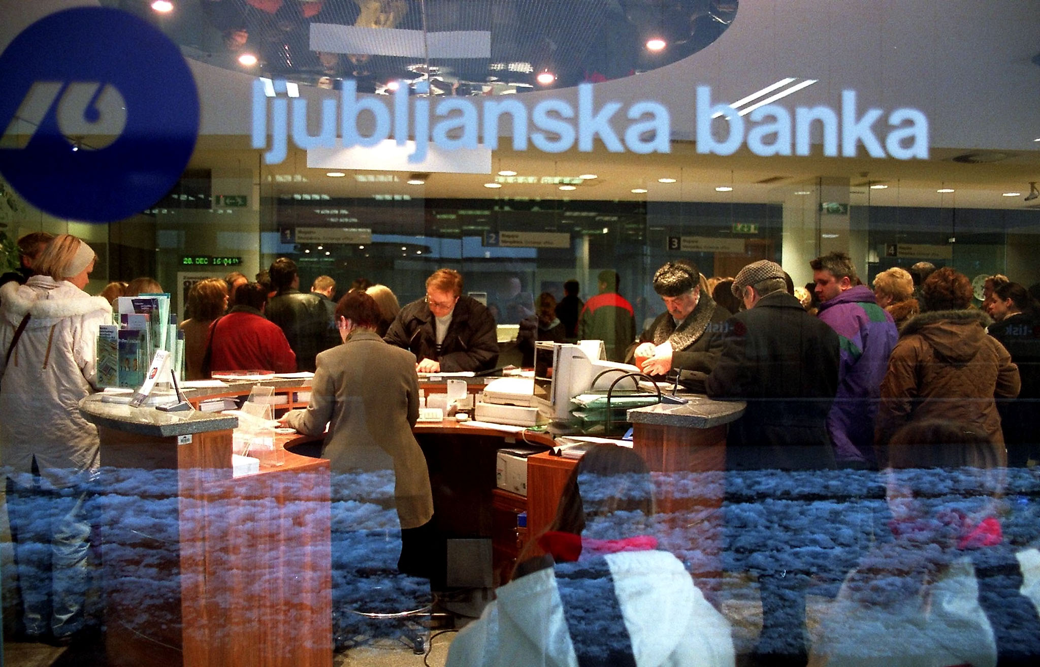 SLOVENIA - BANK