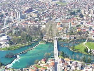 news-2015-April-bihac_biz_184760542