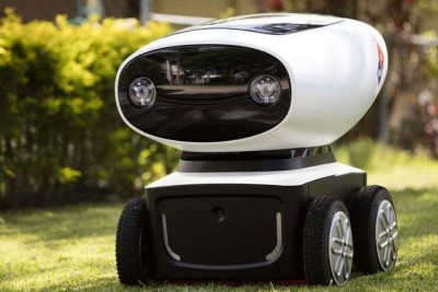 robot dostavljac pice